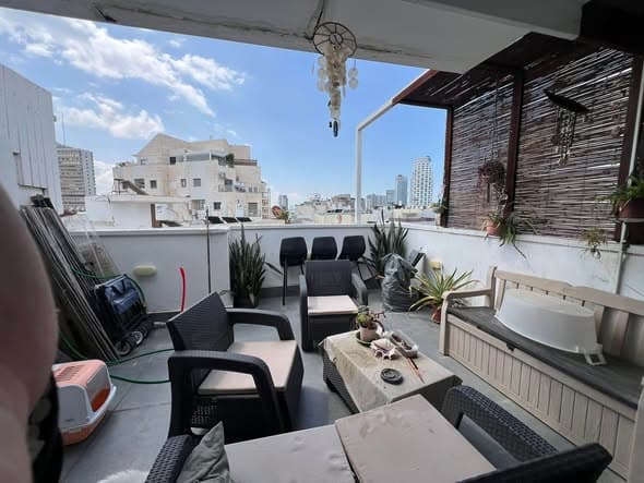 4 room rental in Old North - Photo 1