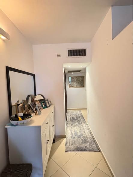 4 room rental in Ramat Aviv - Photo 1
