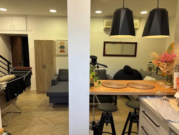 1 room rental in Florentin - Photo 2