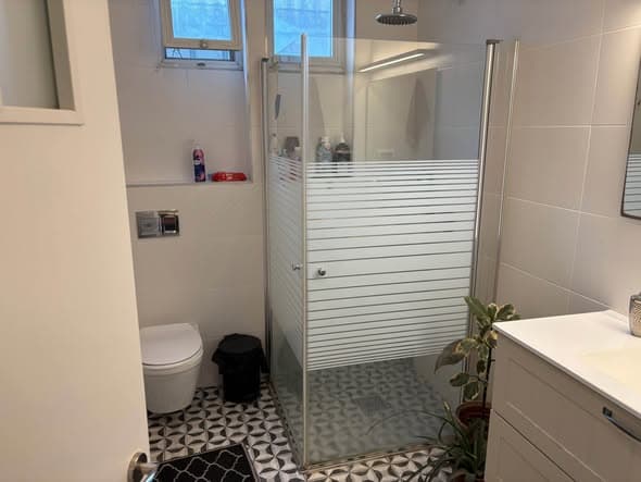 1 room rental in Florentin - Photo 3