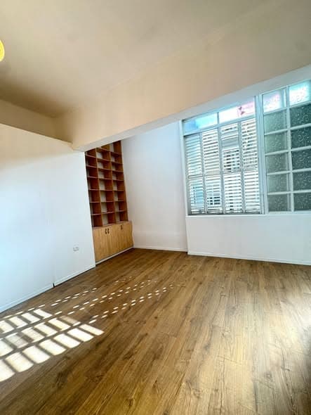 4 room rental in Lev HaIr