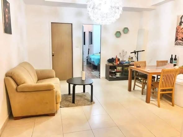 4 room rental in City Center