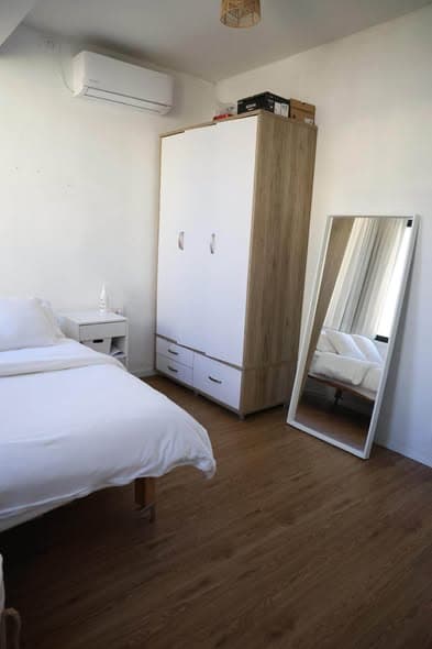  rental in Florentin - Photo 1