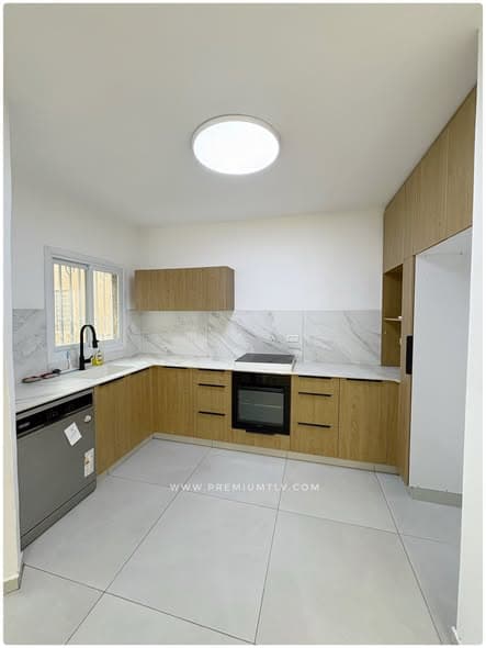 5 room rental in Old North