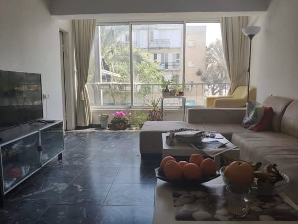 3 room rental in Old North - Photo 1