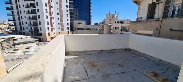 3 room rental in Florentin - Photo 2