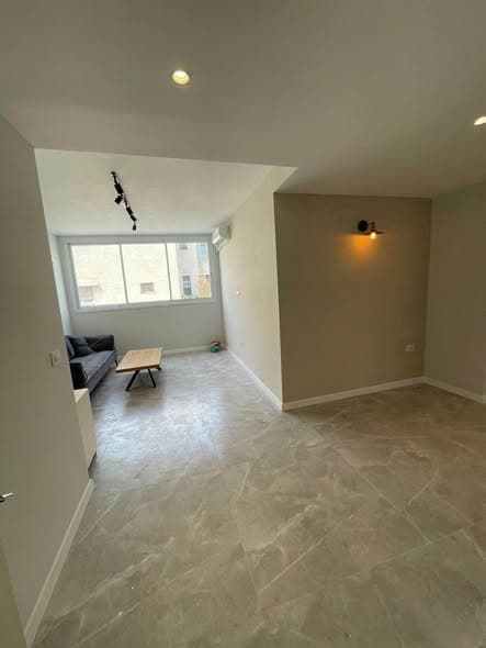 4 room rental in Lev HaIr - Photo 4