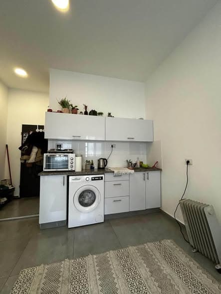  rental in Florentin - Photo 1