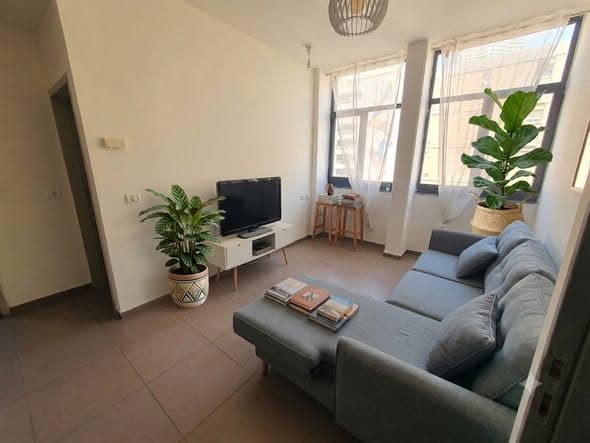 2 room rental in Lev HaIr - Photo 1