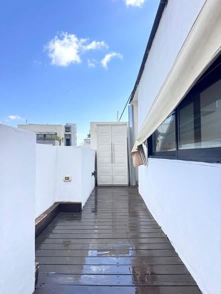 5 room rental in Old North