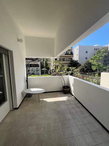 4 room rental in Old North