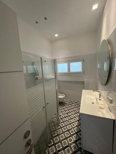 4 room rental in Old North