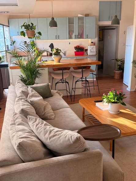 2 room rental in Florentin - Photo 1