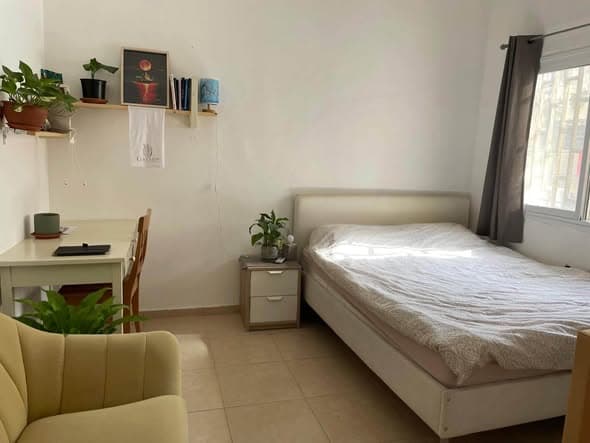  rental in Florentin - Photo 3