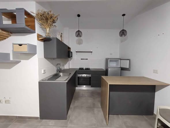 2 room rental in Florentin - Photo 2