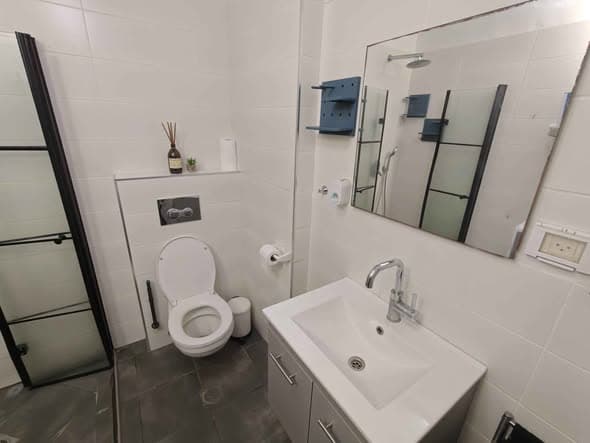 2 room rental in Florentin - Photo 3