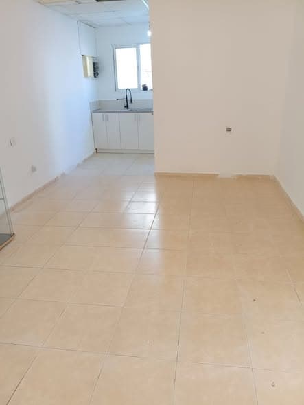2 room rental in Kerem HaTeimanim - Photo 1
