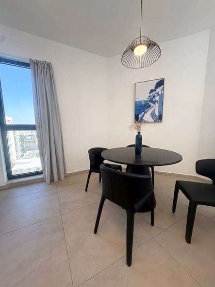 2 room rental in Florentin - Photo 2