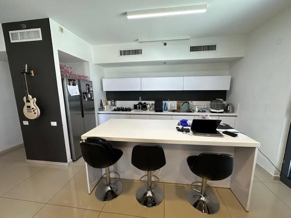 3 room rental in Old North - Photo 2
