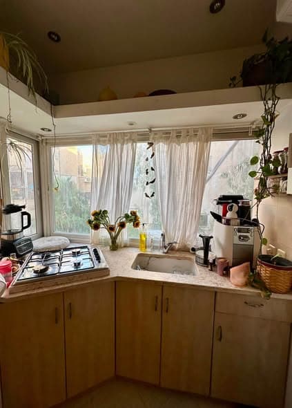 2 room rental in Lev HaIr - Photo 2
