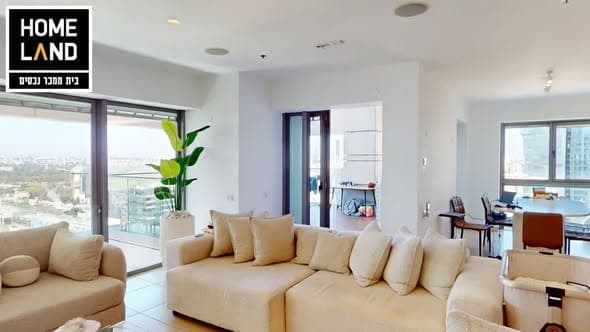 4 room rental in Old North - Photo 2