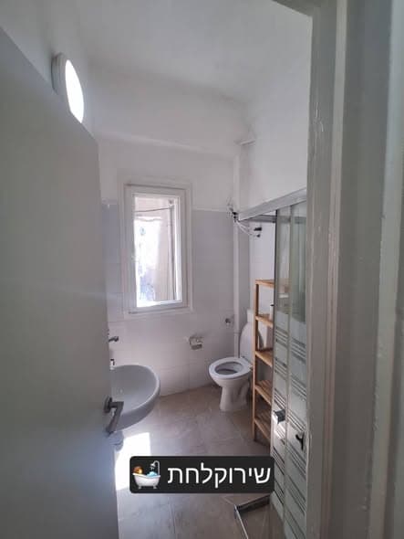  rental in Florentin - Photo 3