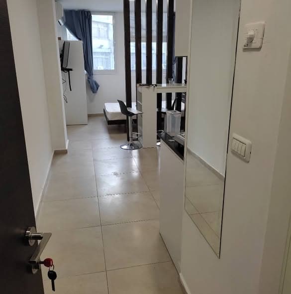 1.5 room rental in Lev HaIr