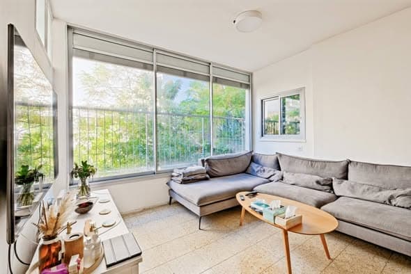 2 room rental in Lev HaIr