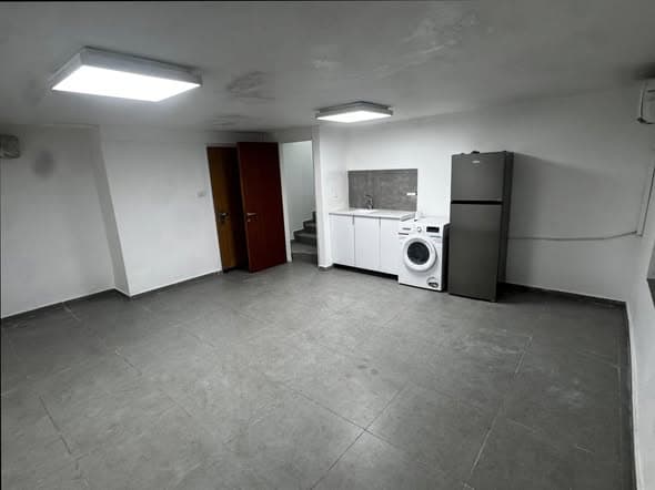  rental in Florentin - Photo 1