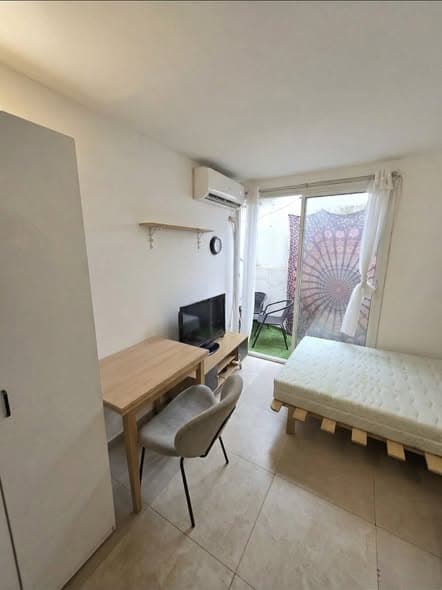 1 room rental in Lev HaIr