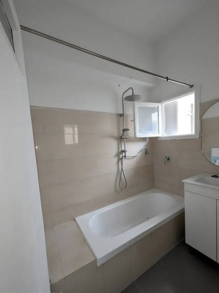 1 room rental in Old North