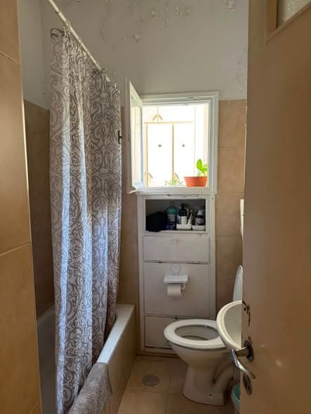 1 room rental in Old North
