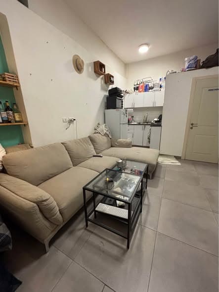  rental in Florentin - Photo 1