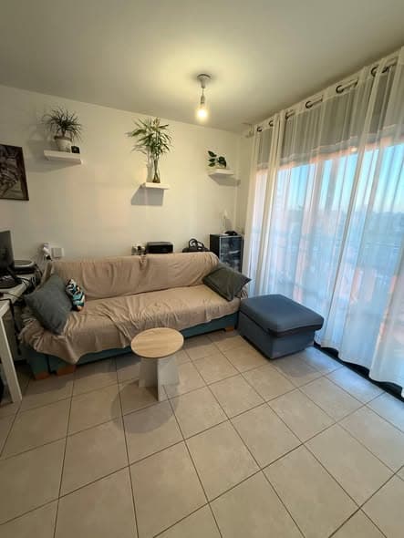 2 room rental in Florentin - Photo 1
