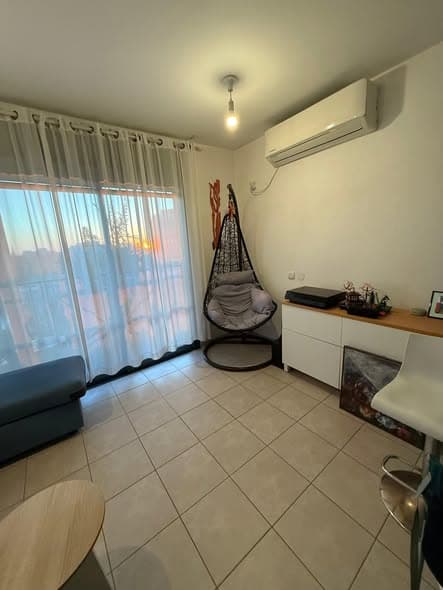 2 room rental in Florentin - Photo 2