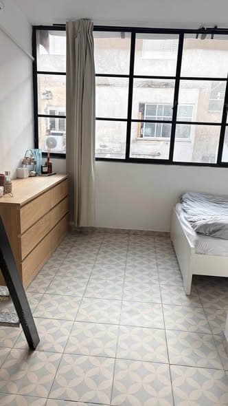 1 room rental in Florentin - Photo 2