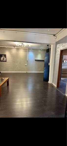 4 room rental in Florentin - Photo 2