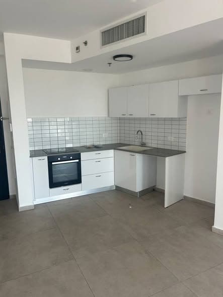 2 room rental in Florentin - Photo 3