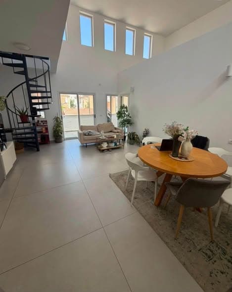 3.5 room rental in Neve Tzedek