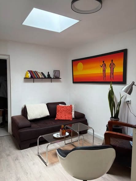 2 room rental in Kerem HaTeimanim