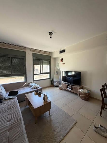 5 room rental in Old North - Photo 1