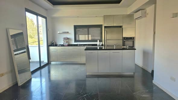 3 room rental in Old North - Photo 1