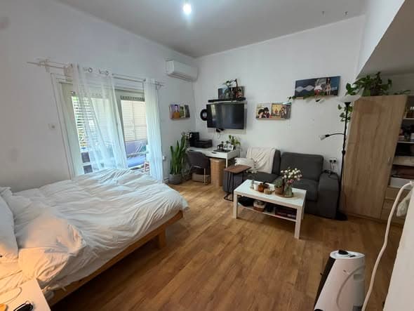 3 room rental in Old North - Photo 1