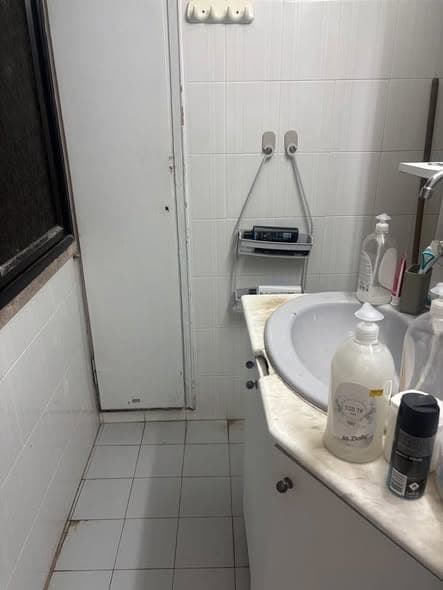 5 room rental in Old North - Photo 1