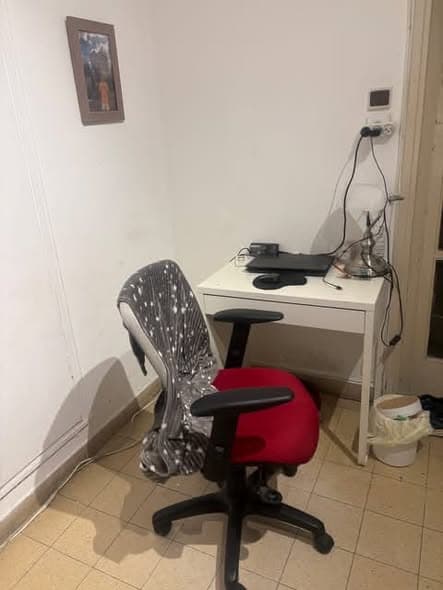5 room rental in Old North - Photo 4