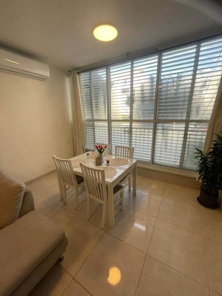 3 room rental in Old North - Photo 2