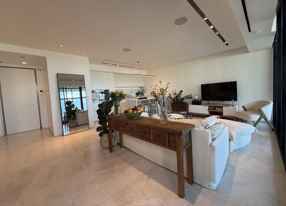 3 room rental in Old North - Photo 1