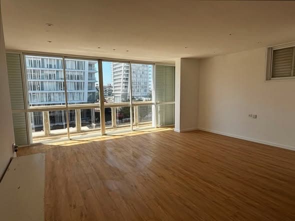 5 room rental in Old North