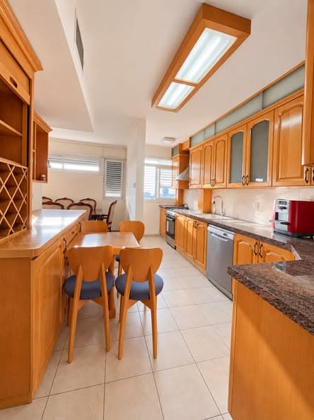 3 room rental in Old North - Photo 3