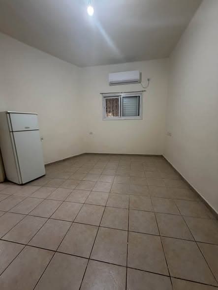 2 room rental in Lev HaIr - Photo 2